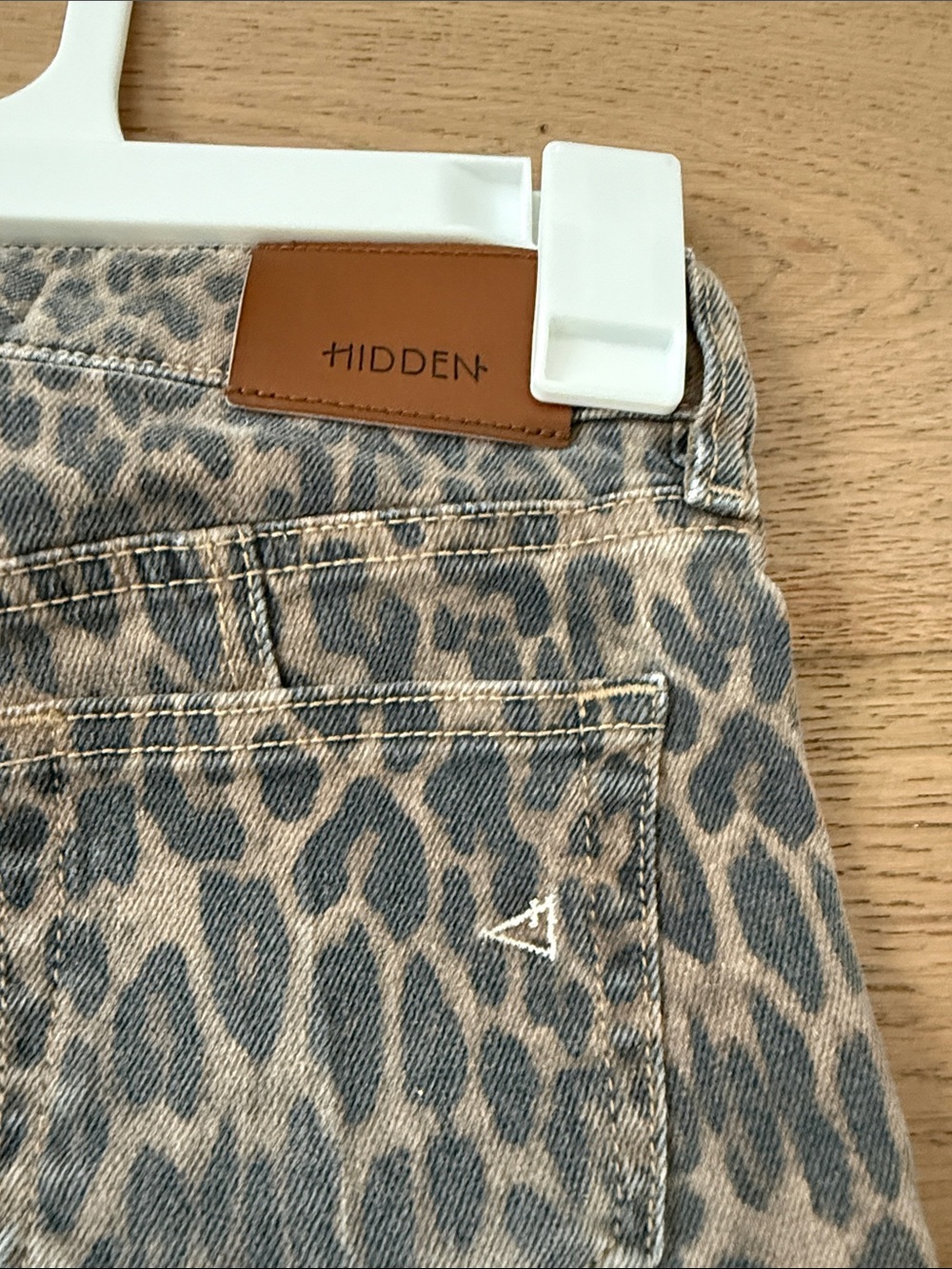 Hidden Jeans Brown Leopard Wide-Leg Jeans - Picture 5 of 5